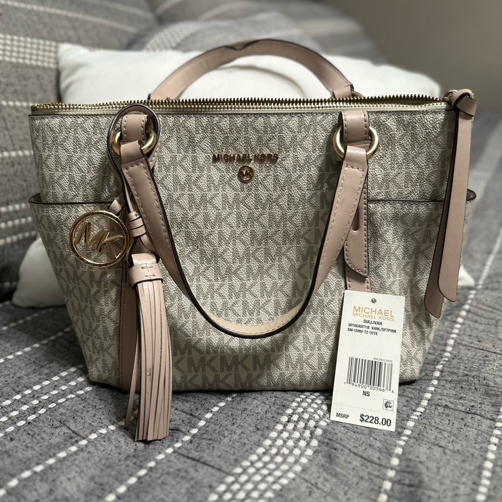Michael Kors Cream and Tan Women's Bag